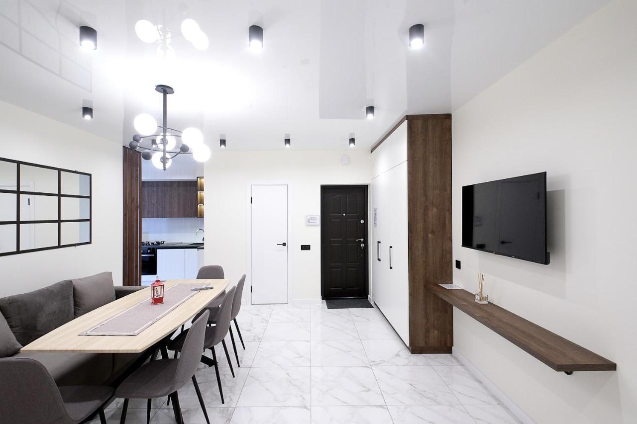 Luxury Nest Lviv Center Apartment Exterior photo