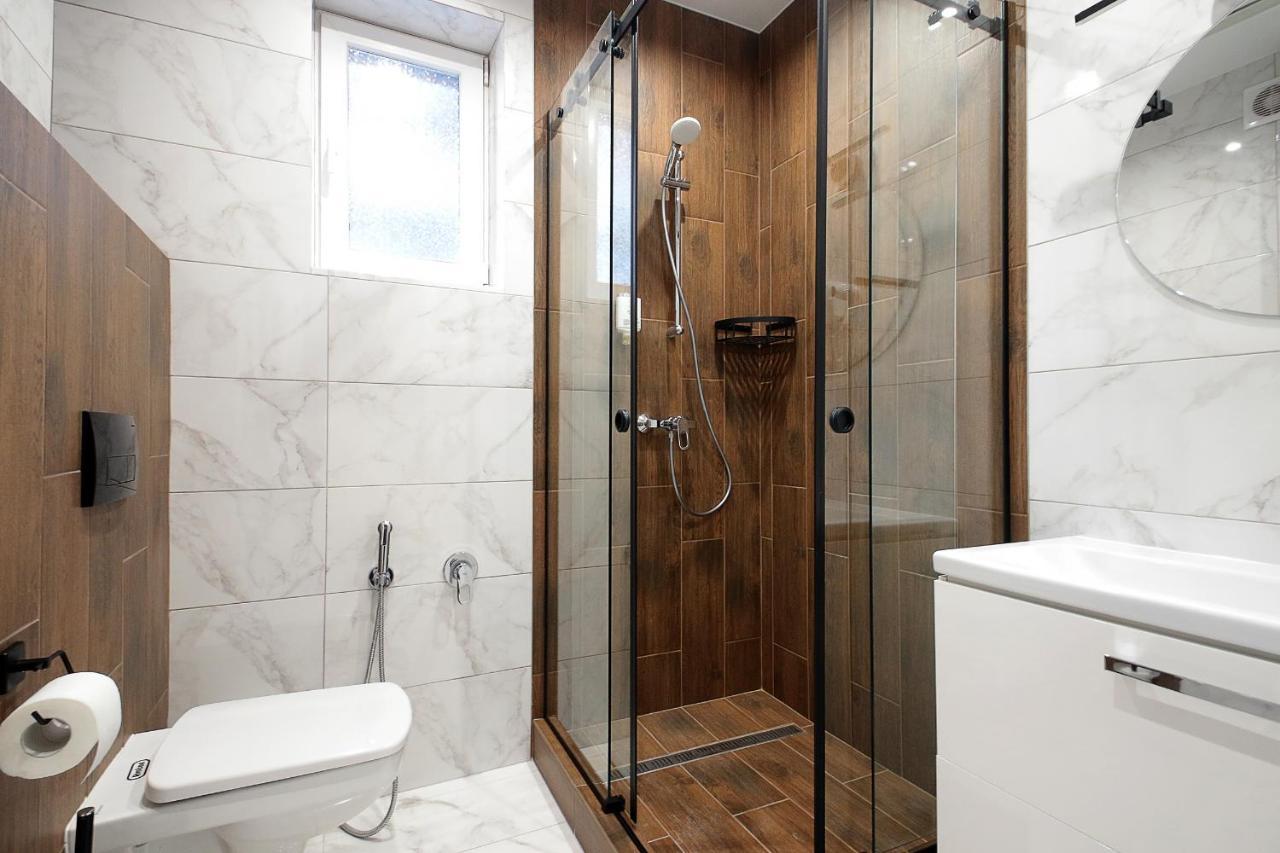 Luxury Nest Lviv Center Apartment Exterior photo